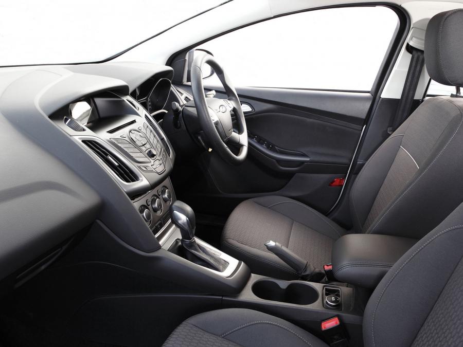  Ford Focus Sedan 2011 года  (AU) (фото 20 из 29)